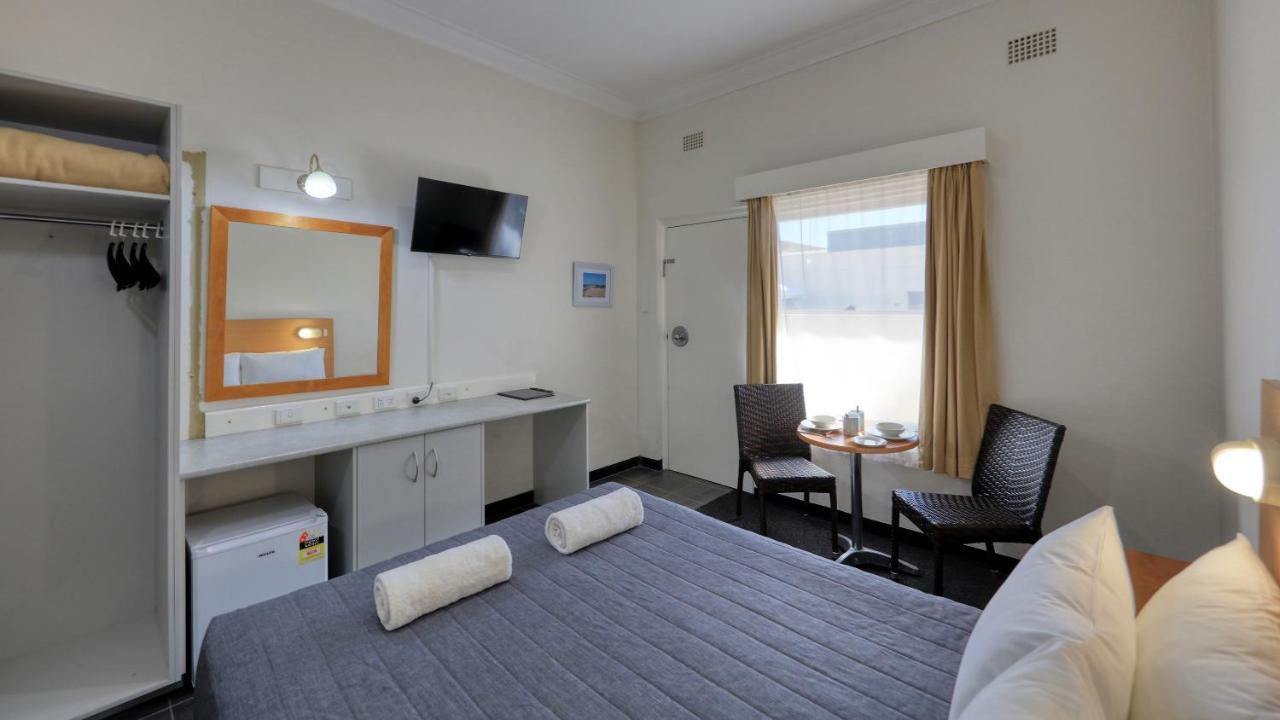 Cowra Motor Inn Buitenkant foto