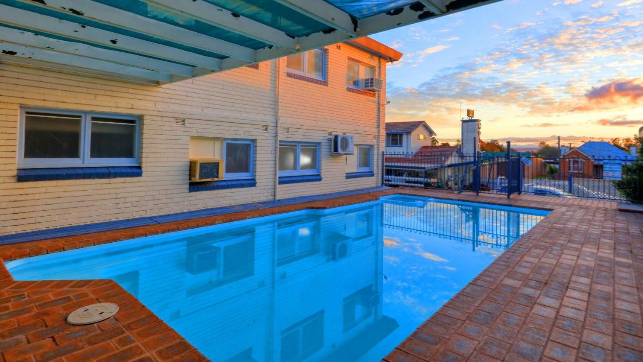 Cowra Motor Inn Buitenkant foto