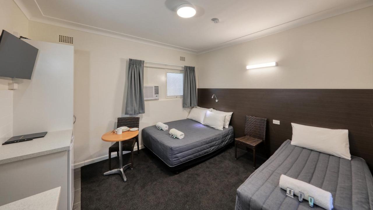 Cowra Motor Inn Buitenkant foto