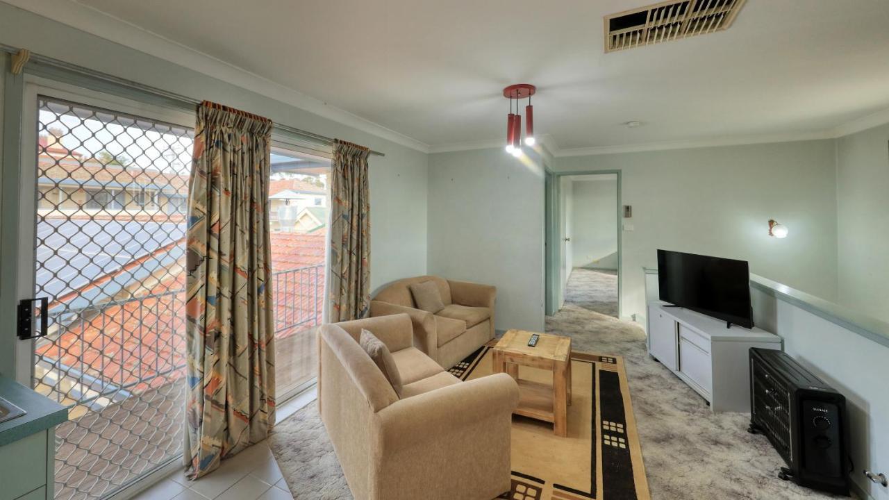Cowra Motor Inn Buitenkant foto