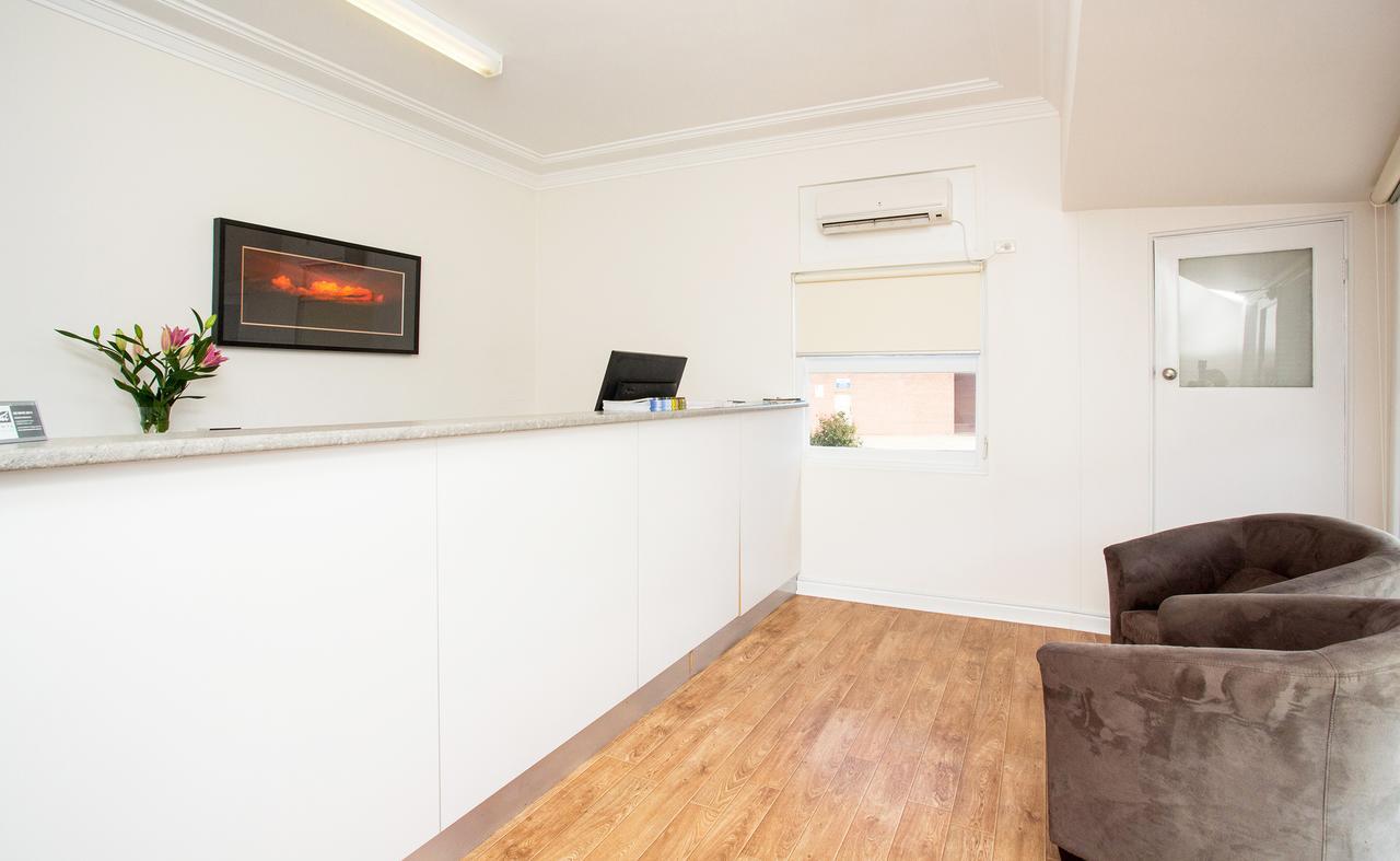 Cowra Motor Inn Buitenkant foto